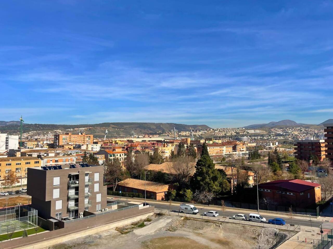 Home4U Apartamento Con Cochera Granada Luaran gambar