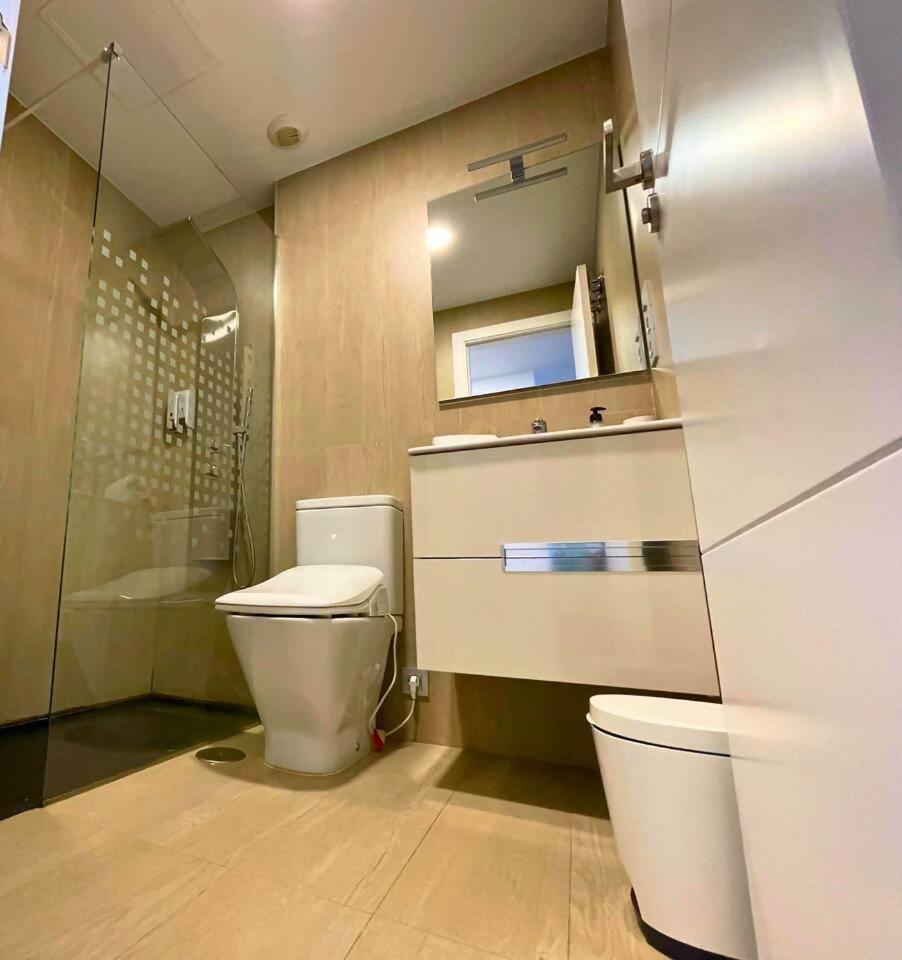 Home4U Apartamento Con Cochera Granada Luaran gambar