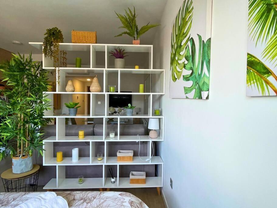 Home4U Apartamento Con Cochera Granada Luaran gambar