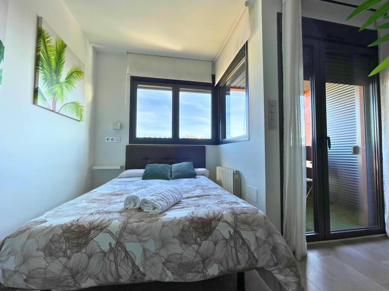 Home4U Apartamento Con Cochera Granada Luaran gambar