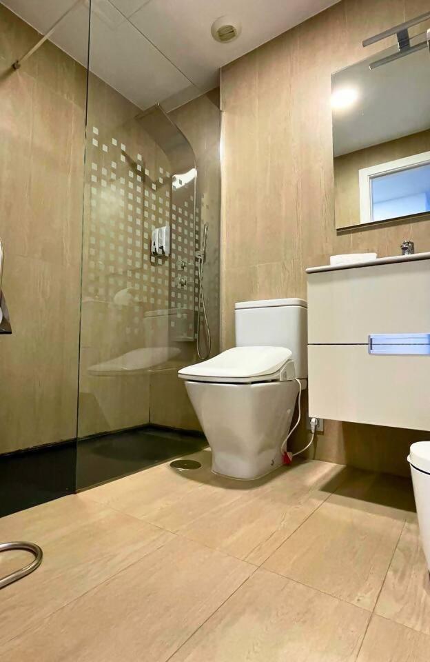 Home4U Apartamento Con Cochera Granada Luaran gambar